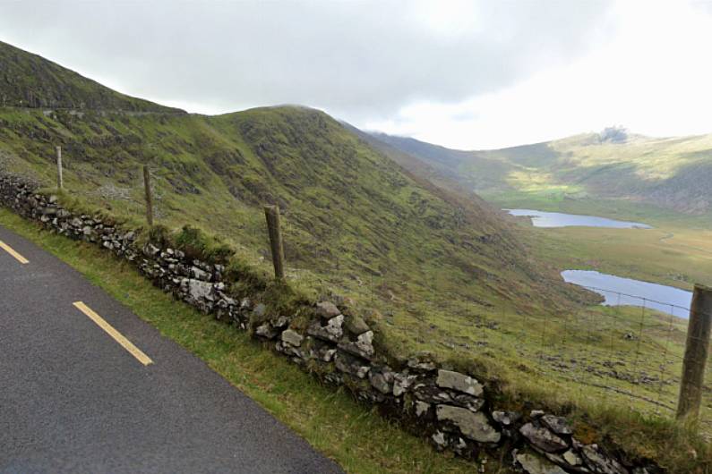 Injured paraglider rescued after crash on Conor Pass described as &quot;extremely fortunate&quot;