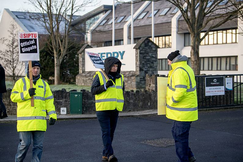 TD calls for Kerry Agribusiness to rescind compulsory redundancy on milk collectors