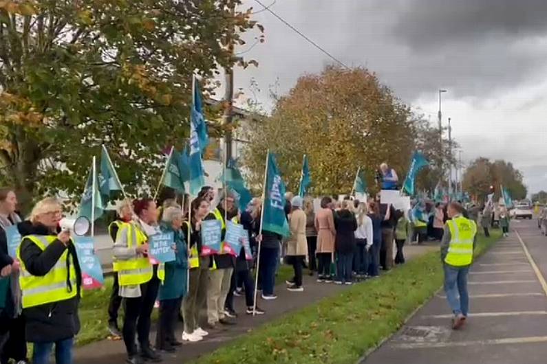 Sinn F&eacute;in says healthcare plan will address staffing issues raised at UHK protest