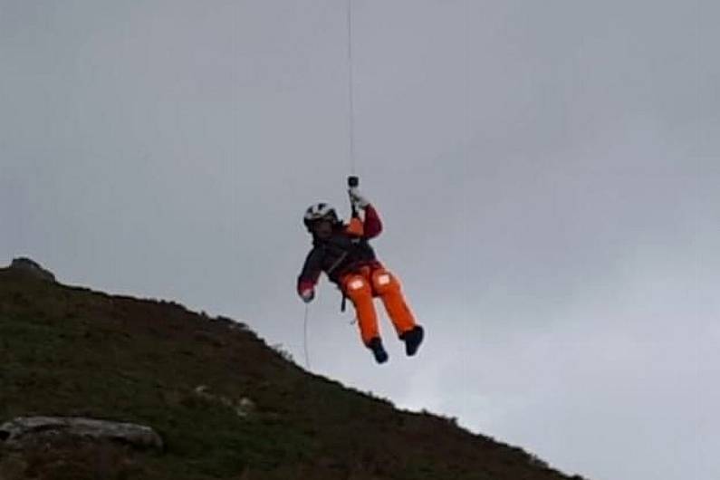 Man airlifted off of South Kerry beach