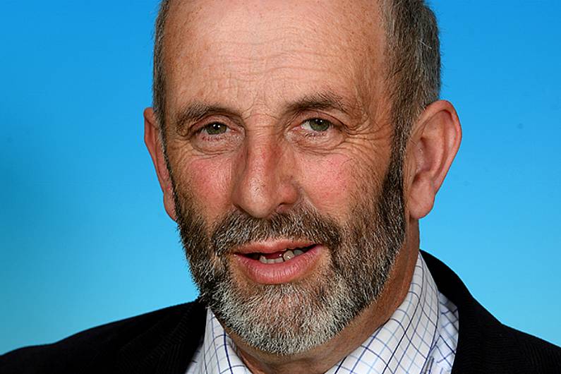 Danny Healy-Rae announces return of bus service to Belfast for cataract removals