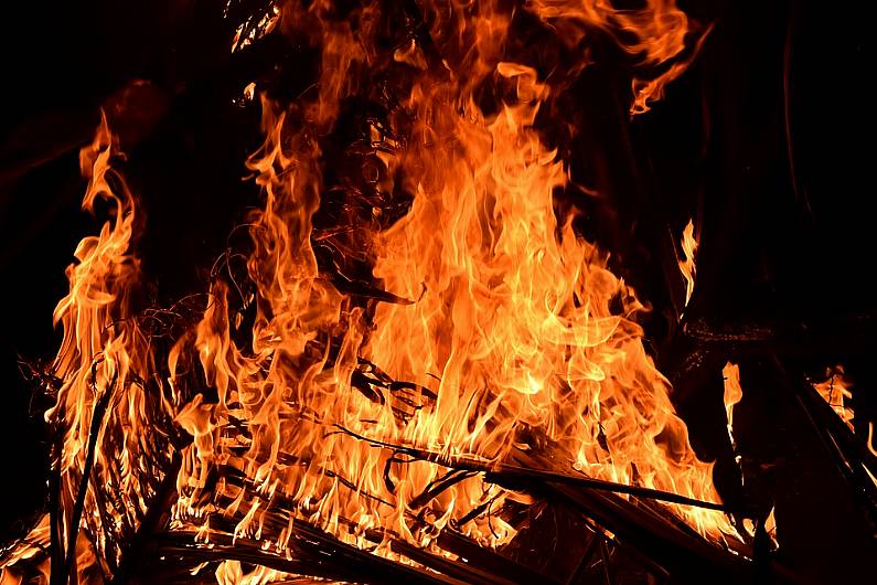 4 units of the fire brigade tackle fire at Ballylongford bog