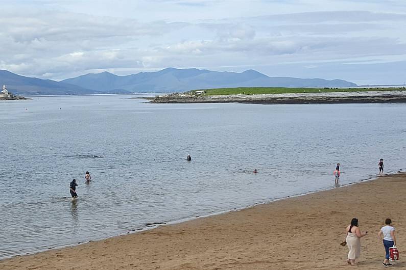 Notices advising of potential water quality issues remain at 9 Kerry beaches