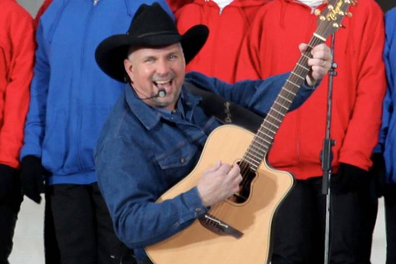 Councillor invites Garth Brooks to perform in Killarney