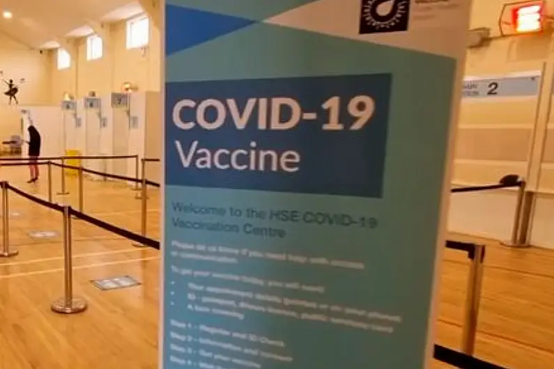 Vaccination centres open for people with no appointment this weekend