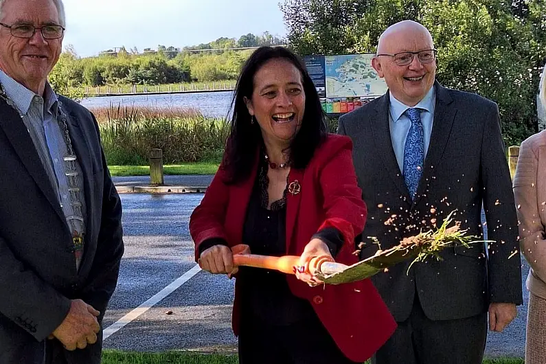 Minister turns sod on &euro;1.2m water sports facility in Drumshanbo