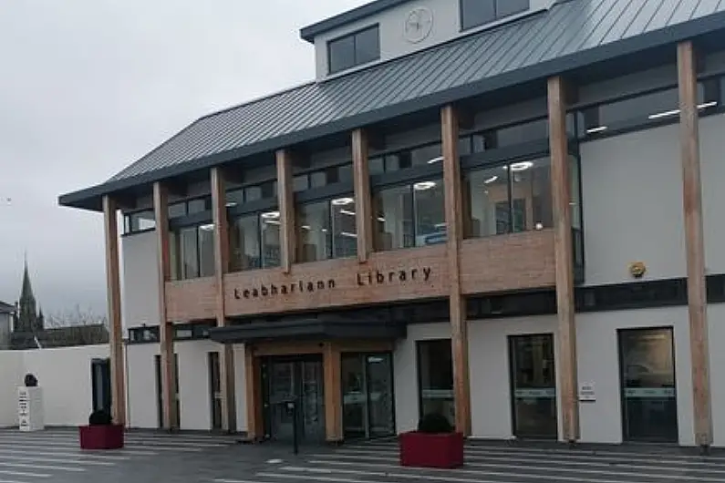 LISTEN: Edgeworthstown locals get first look inside new library