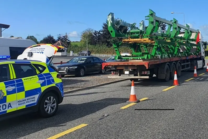 Longford Garda&iacute; seize HGV with 'serious' structural defects.