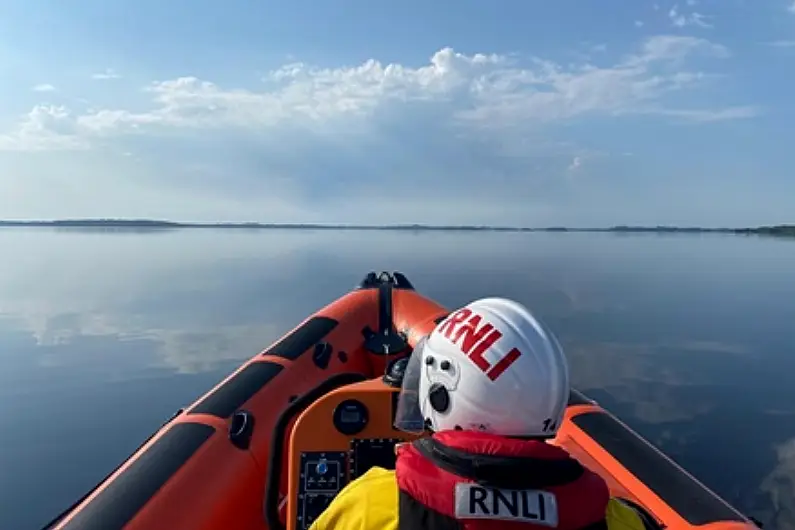 Boat operators on Lough Ree asked to keep between markers