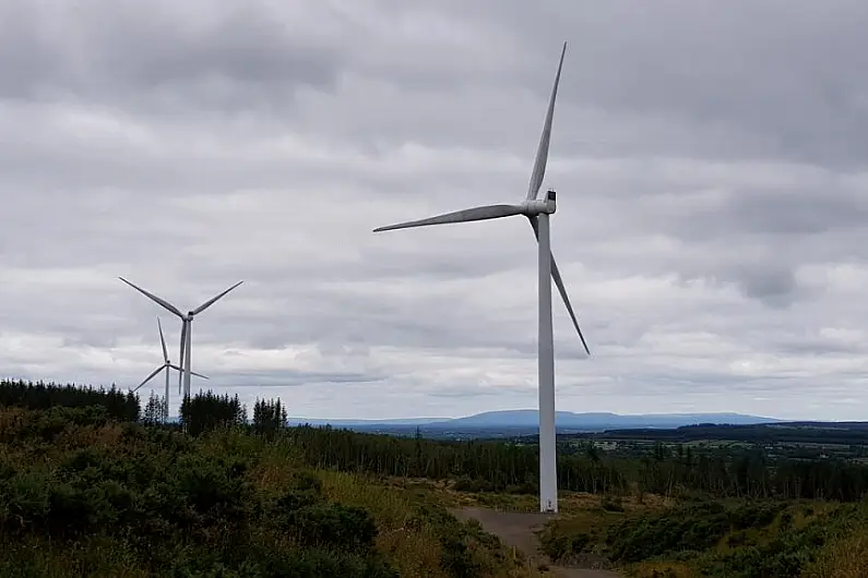 Walkers on Sliabh Ban warned of danger of ice falling from turbines