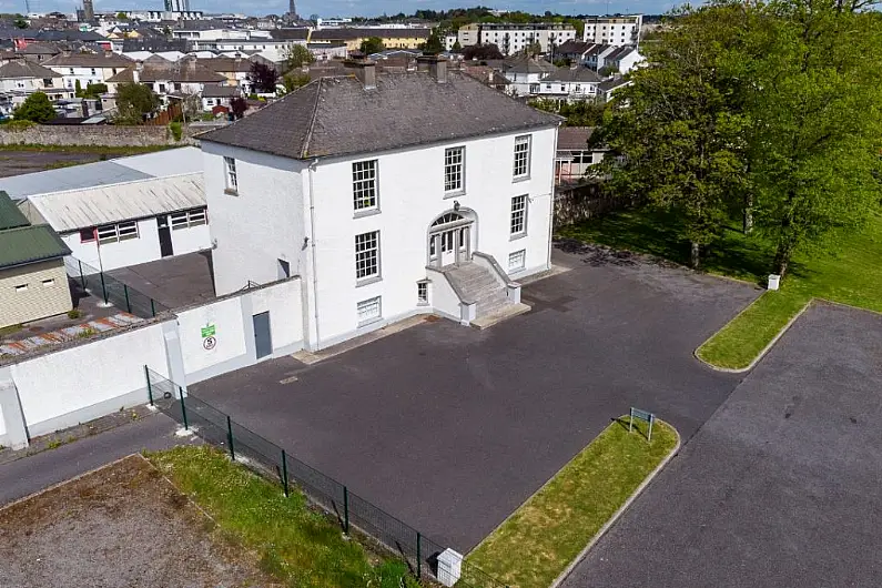 Well known college campus in Athlone advertised for sale