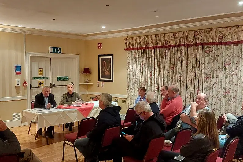 'Open Castlerea Swimming Pool all year,' public meeting hears