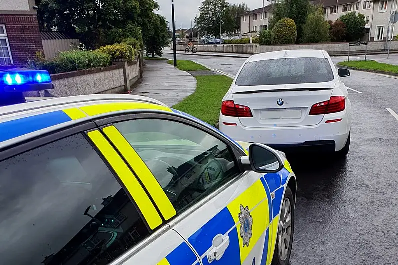 Longford Garda&iacute; seize car following fake license incident