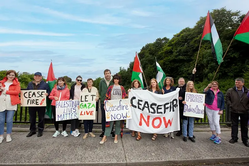 Hollywood stars show solidarity with Palestine at protest in Boyle