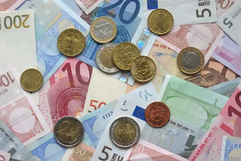 Government to consider calls to abolish sub-minimum wage