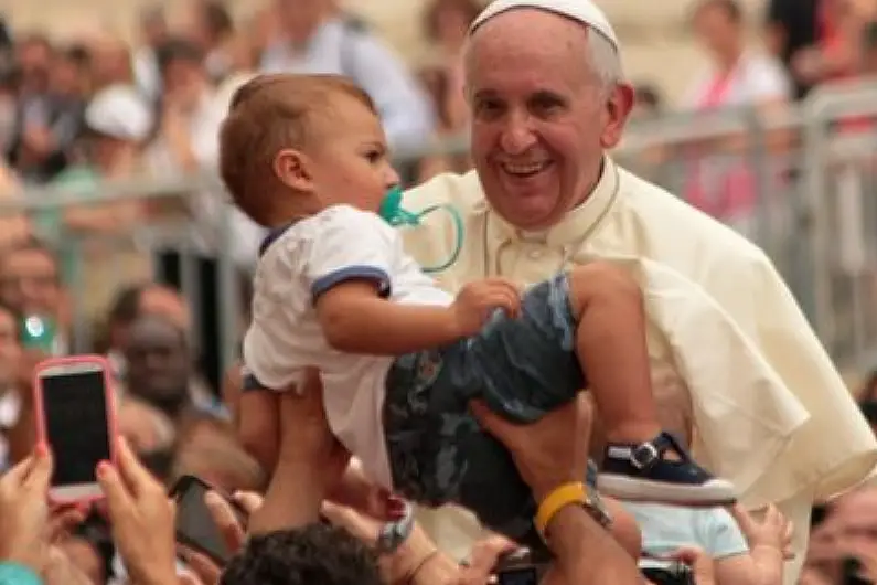 Pope Francis asks for prayers for former Pope Benedict