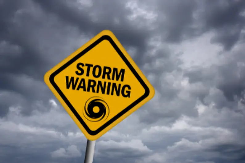 Weather warnings issued ahead of Storm Ciar&aacute;n's arrival