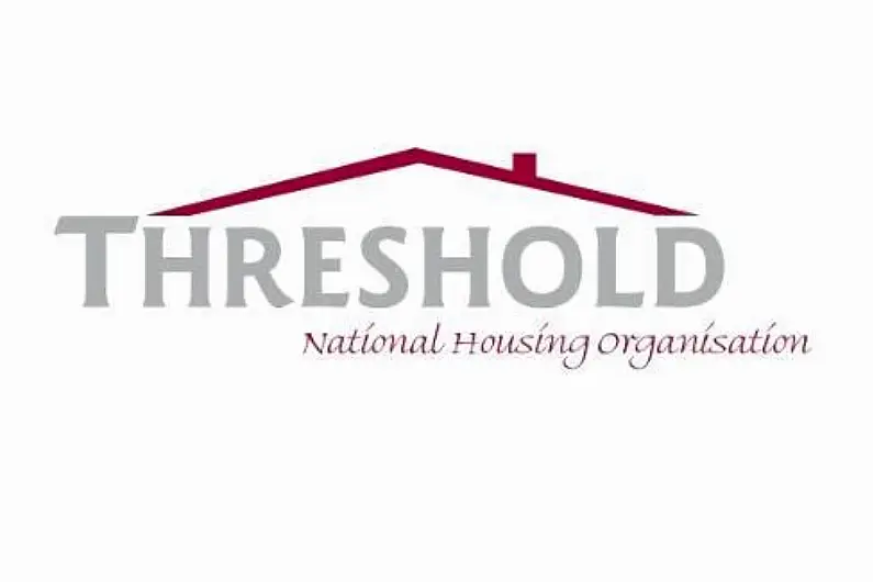 A Longford Councillor is calling on the Minister for Housing to review and act on income thresholds