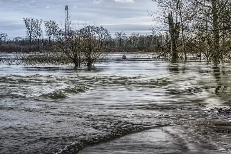 OPW Minister offers assistance to solve flooding issues near Lough Funshinagh in Roscommon